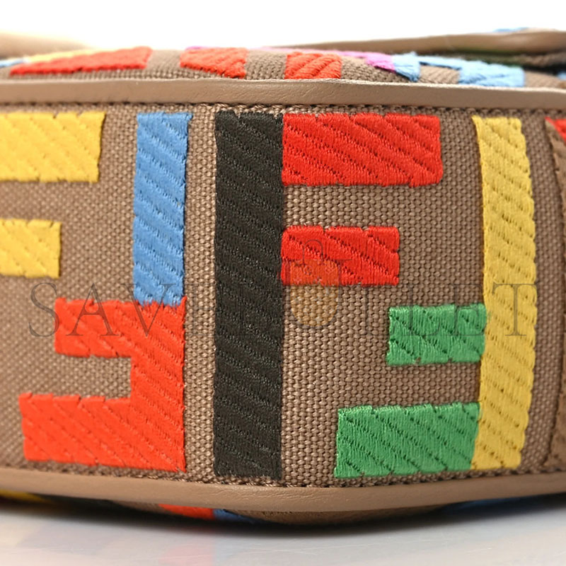 F**di canvas vitello king ff multicolor embroidered baguette multicolor cuoio (28*14*6cm)